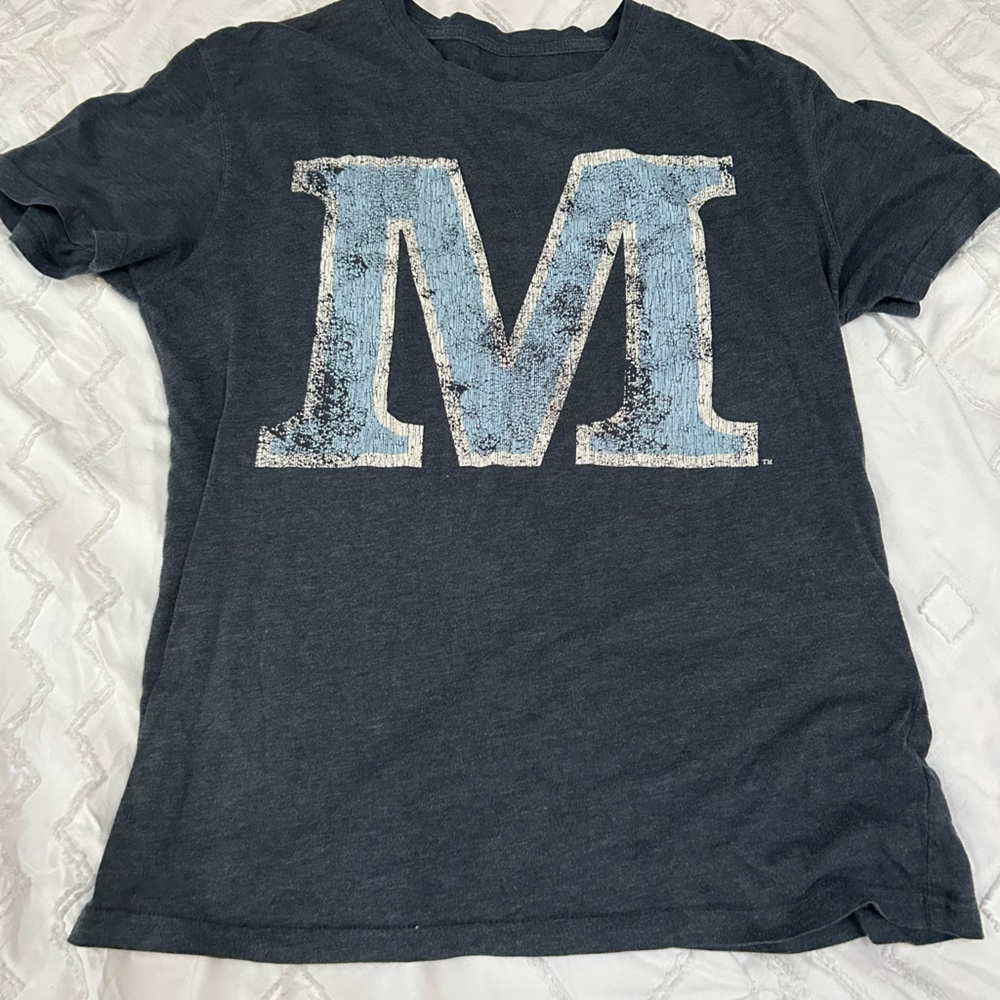 Maine Blackbears t shirt